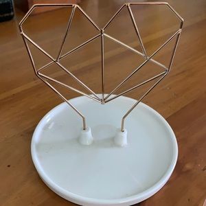 Jewelry holder